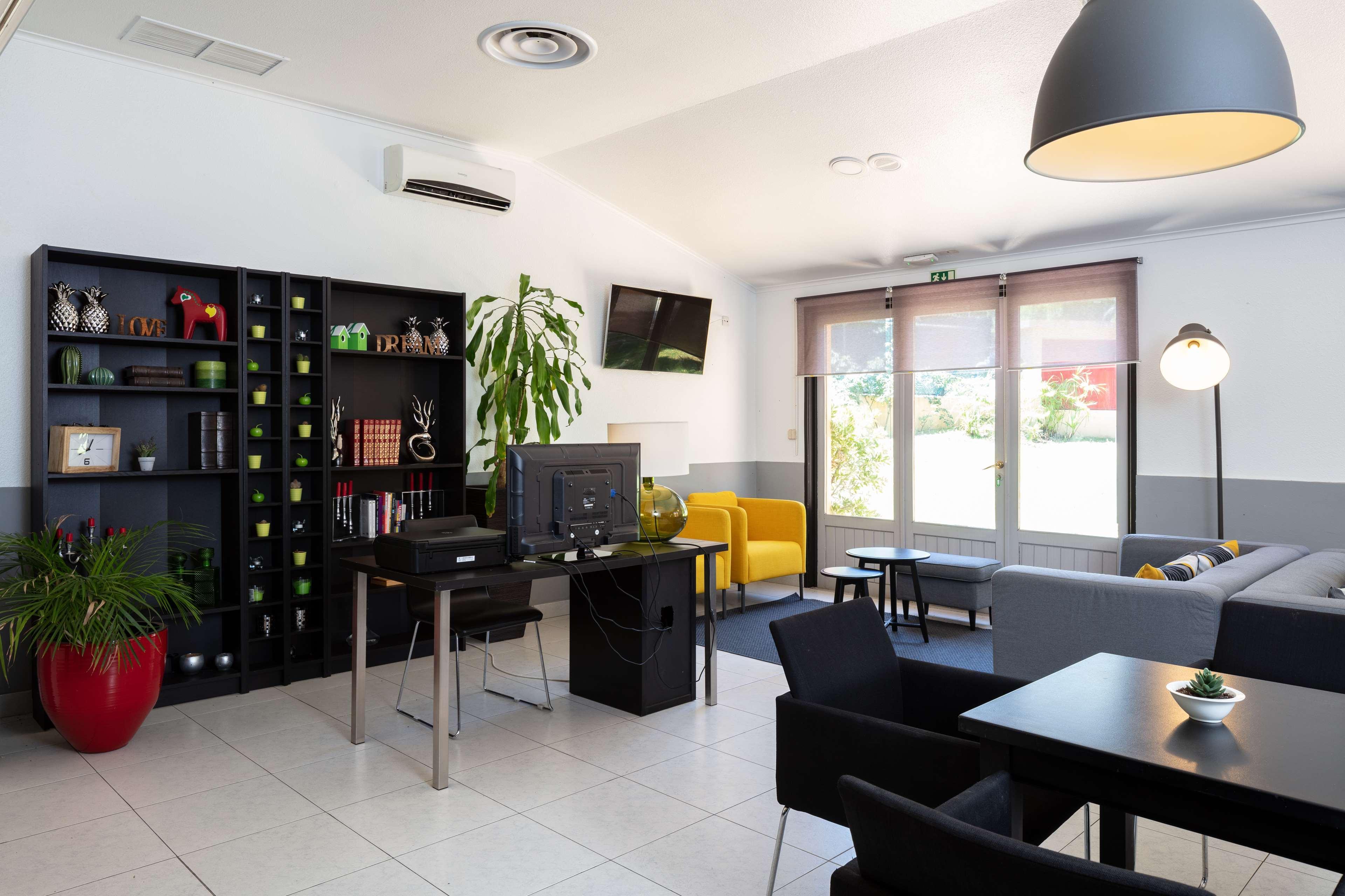 Hotel Campanile Lisboa Sud - Setúbal Extérieur photo